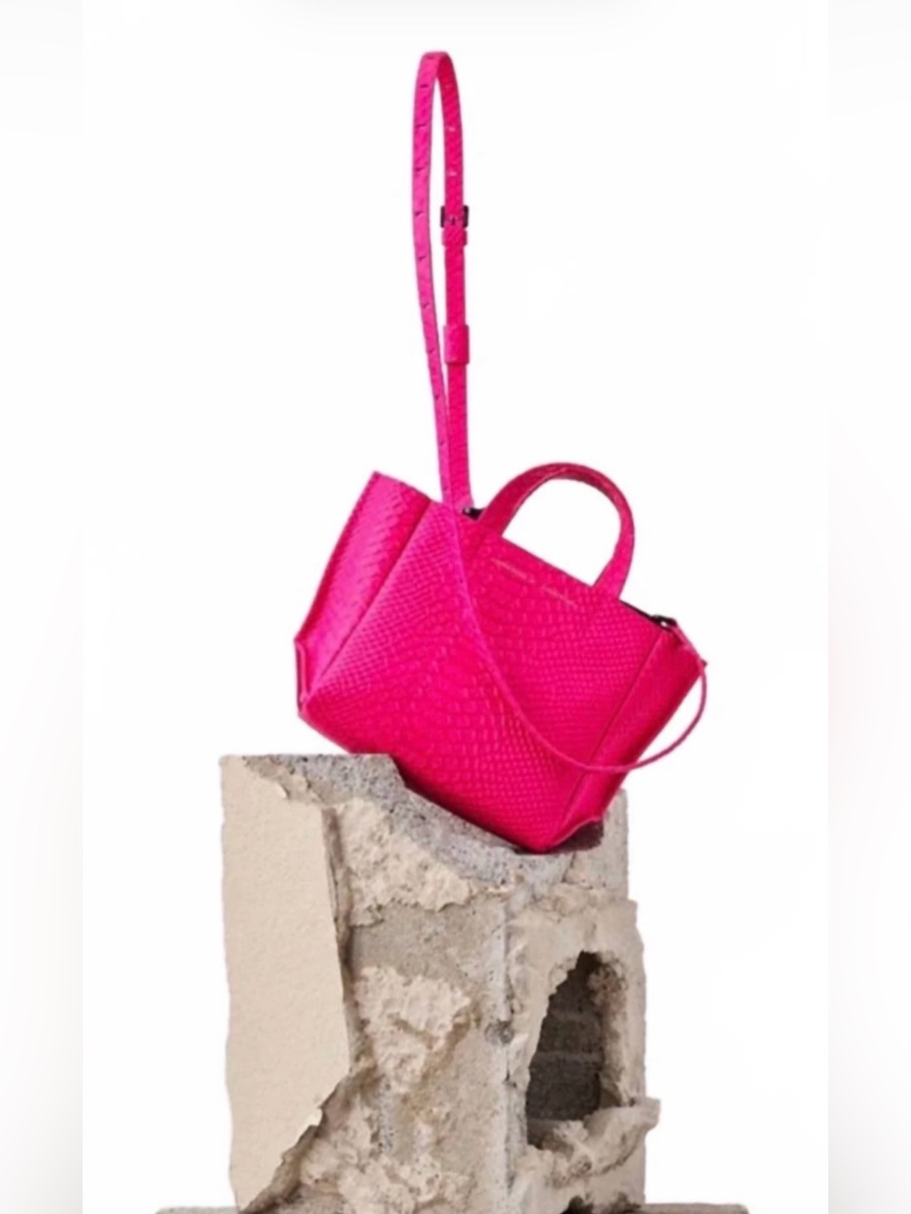 NWT Ampersand as Apostrophe Genuine Leather Micro Tote in Neon Pink Python - Picture 2 of 9